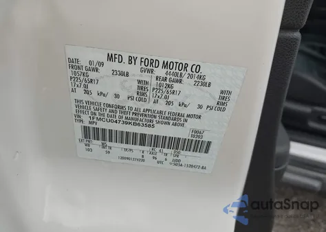 2009 Ford Escape Limited из США, поврежденный, VIN 1FMCU04739KB63585